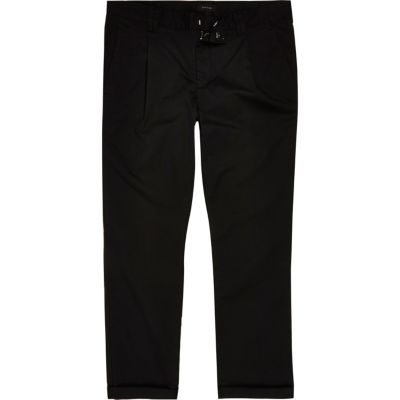 Black slim pleated trousers
